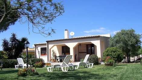 Villa in vendita a Siracusa zona Fanusa