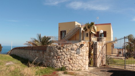 Plemmirio Siracusa Villa in vendita con splendida vista mare