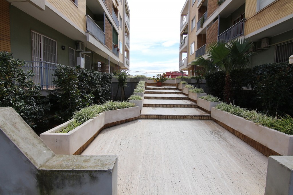 siracusa appartamento con giardino
